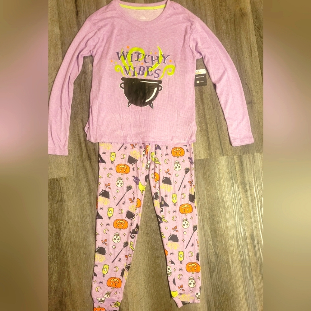 Women's Pajama Set: Size XS